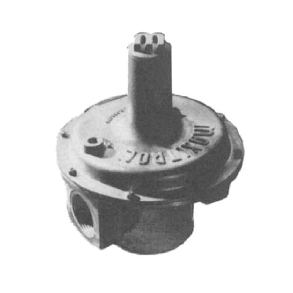 Southbend 4450010 1-1/4 Inch NPT Gas Pressure Regulator LP Gas 2500000 BTU