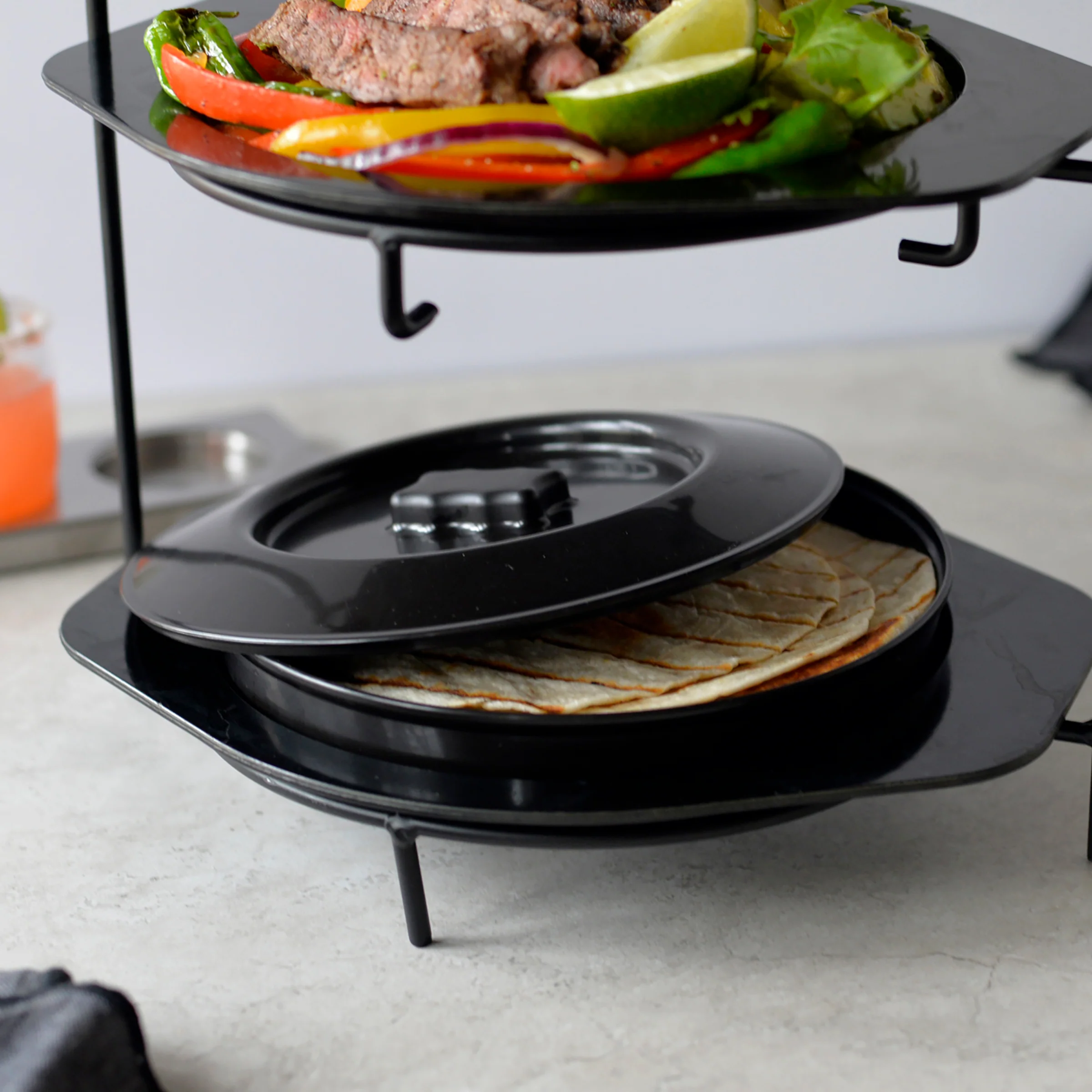 Tablecraft TW771 7-3/4 Inch Tortilla Warmer Dishwasher Safe Polypropylene Black Tablecraft TW771 7-3/4 Inch Tortilla Warmer Dishwasher Safe Polypropylene Black