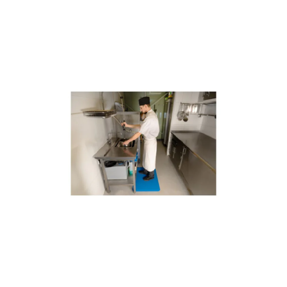 Notrax 526S0023BU 2' Rubber Mat with Antimicrobial and Oil Resistant Blue Notrax 526S0023BU 2' Rubber Mat with Antimicrobial and Oil Resistant Blue