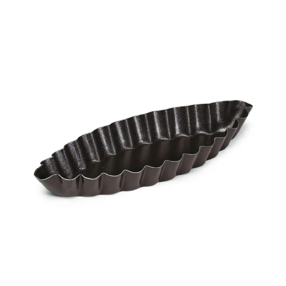 Louis Tellier 294120 3.54 Inch Non-stick Food Mold Fluted Boat Shape Pack of 12