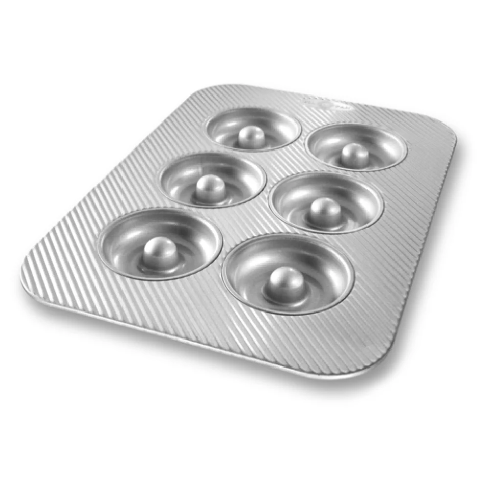 Chicago Metallic 25200 11 Inch Donut Pan Makes 6 3.5 Inch Donuts Steel Coated