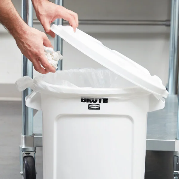 Rubbermaid® FG260900WHT BRUTE 10 Gallon White Round Trash Can Lid Rubbermaid® FG260900WHT BRUTE 10 Gallon White Round Trash Can Lid