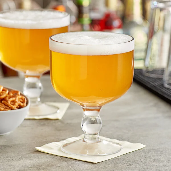 Acopa 32 oz. Giant Cocktail / Schooner Glass - Sample