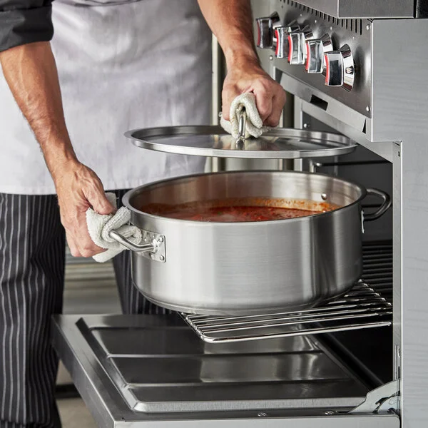 Vigor SS1 Series 15 Qt. Stainless Steel Aluminum-Clad Heavy-Duty Brazier with Cover Vigor SS1 Series 15 Qt. Stainless Steel Aluminum-Clad Heavy-Duty Brazier with Cover