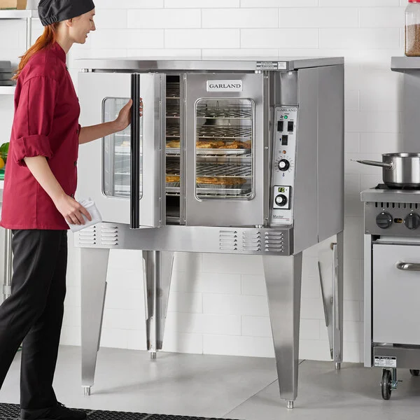Garland MCO-GS-10S Natural Gas Single Deck Standard Depth Full Size Convection Oven with Analog Controls - 60,000 BTU