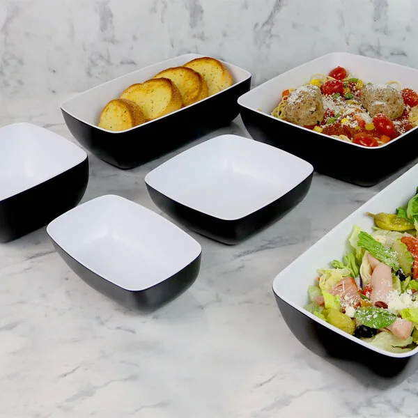 Elite Global Solutions B267098-BW Infinity 3.5 Qt. Square Black / White Melamine Bowl Elite Global Solutions B267098-BW Infinity 3.5 Qt. Square Black / White Melamine Bowl