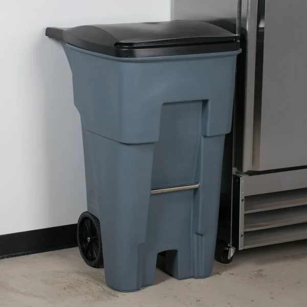 Rubbermaid® FG9W2100GRAY BRUTE 65 Gallon Gray Wheeled Rectangular Trash Can with Lid Rubbermaid® FG9W2100GRAY BRUTE 65 Gallon Gray Wheeled Rectangular Trash Can with Lid