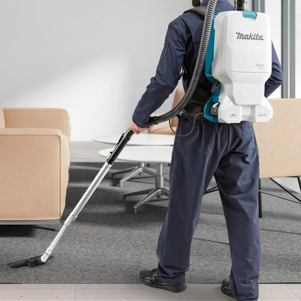 Makita XCV17PG 18V X2 LXT Lithium Ion 36V Cordless 1.6 Gallon Backpack Vacuum Kit with HEPA Filtration 6.0 Ah