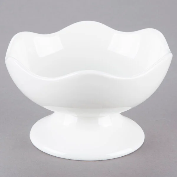 10 Strawberry Street WTR-5FTDWVBWL Whittier 5 oz. White Wavy Footed Porcelain Bowl - 48/Case 10 Strawberry Street WTR-5FTDWVBWL Whittier 5 oz. White Wavy Footed Porcelain Bowl - 48/Case