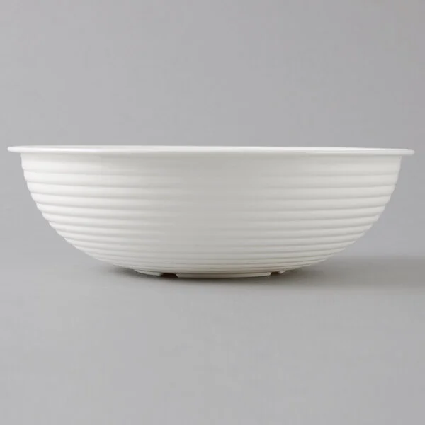 Cambro RSB8CW148 1.65 Qt. White Camwear® Round Ribbed Bowl Cambro RSB8CW148 1.65 Qt. White Camwear® Round Ribbed Bowl