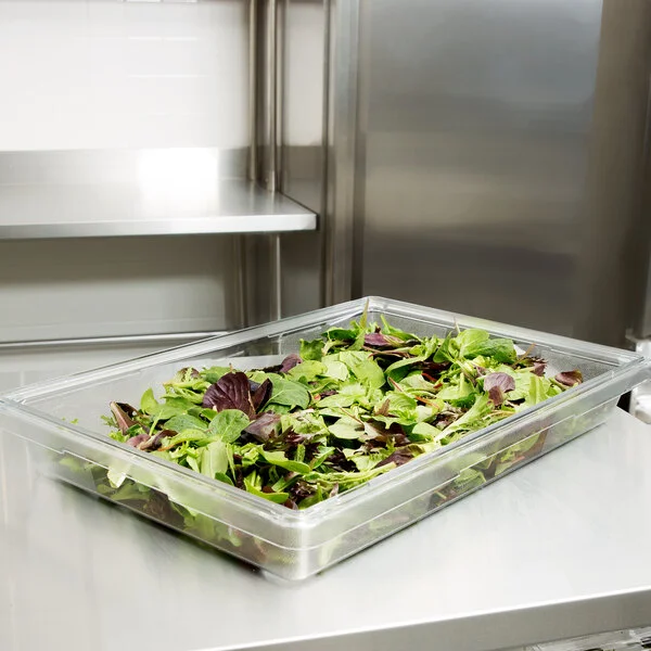 Rubbermaid® FG330600CLR Clear Polycarbonate Food Storage Box - 26 Rubbermaid® FG330600CLR Clear Polycarbonate Food Storage Box - 26