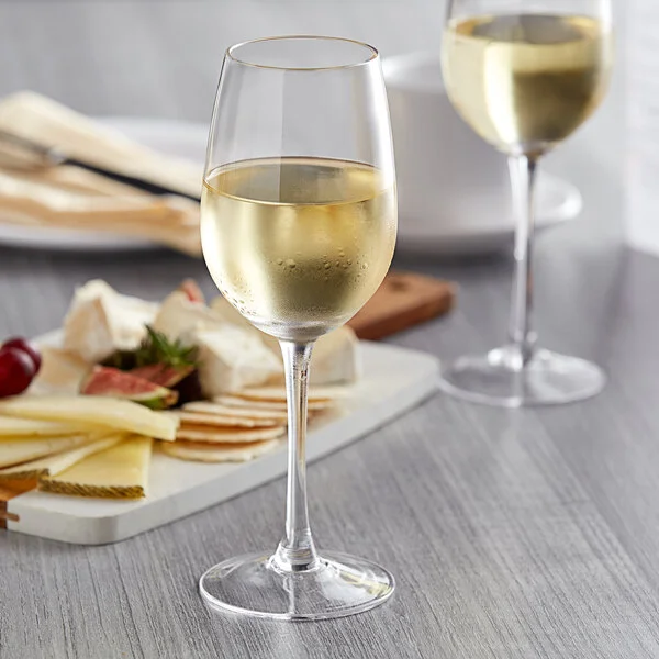 Anchor Hocking 93354 Vienna 12 oz. Wine Glass - 16/Case