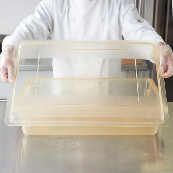 Carlisle 10627C22 StorPlus Yellow Lid for Food Storage Boxes - 26 Carlisle 10627C22 StorPlus Yellow Lid for Food Storage Boxes - 26
