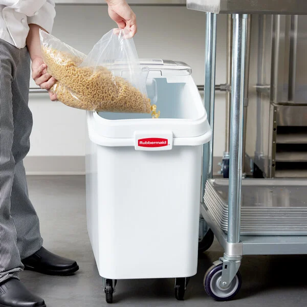 Rubbermaid® FG360288WHT ProSave 26.2 Gallon / 415 Cup White Slant Top Mobile Ingredient Storage Bin with Sliding Lid Rubbermaid® FG360288WHT ProSave 26.2 Gallon / 415 Cup White Slant Top Mobile Ingredient Storage Bin with Sliding Lid