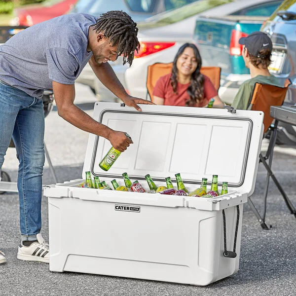 CaterGator CG100WH White 110 Qt. Rotomolded Outdoor Cooler / Ice Chest CaterGator CG100WH White 110 Qt. Rotomolded Outdoor Cooler / Ice Chest