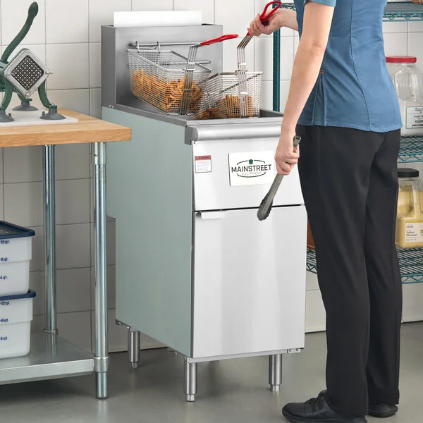 MainStreet Equipment Liquid Propane 50 lb. Stainless Steel Floor Fryer - 120,000 BTU MainStreet Equipment Liquid Propane 50 lb. Stainless Steel Floor Fryer - 120,000 BTU