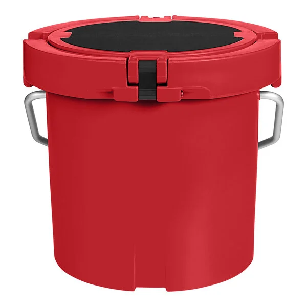 CaterGator CCG20RED Red 20 Qt. Round Rotomolded Outdoor Cooler / Ice Chest CaterGator CCG20RED Red 20 Qt. Round Rotomolded Outdoor Cooler / Ice Chest