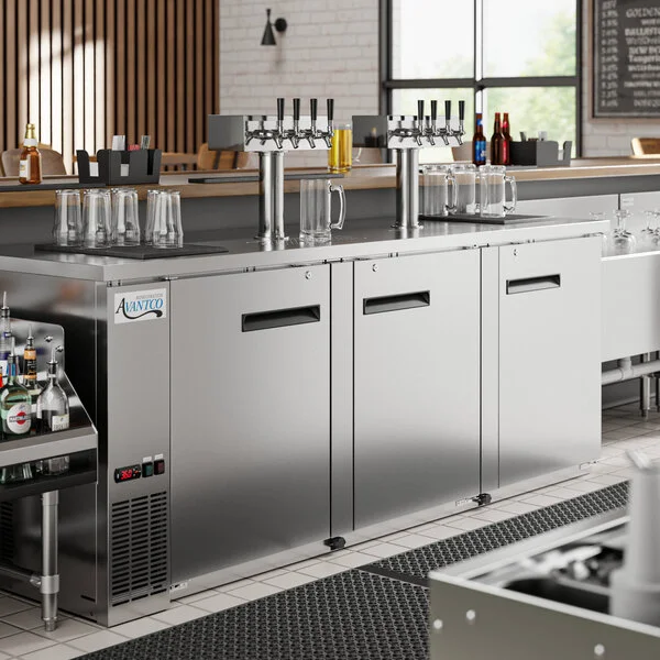 Avantco UDD-4-HC-S (2) Four Tap Kegerator Beer Dispenser - Stainless Steel, (3) 1/2 Keg Capacity