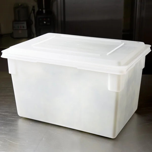 Rubbermaid® FG350100WHT White Polyethylene Food Storage Box - 26 Rubbermaid® FG350100WHT White Polyethylene Food Storage Box - 26
