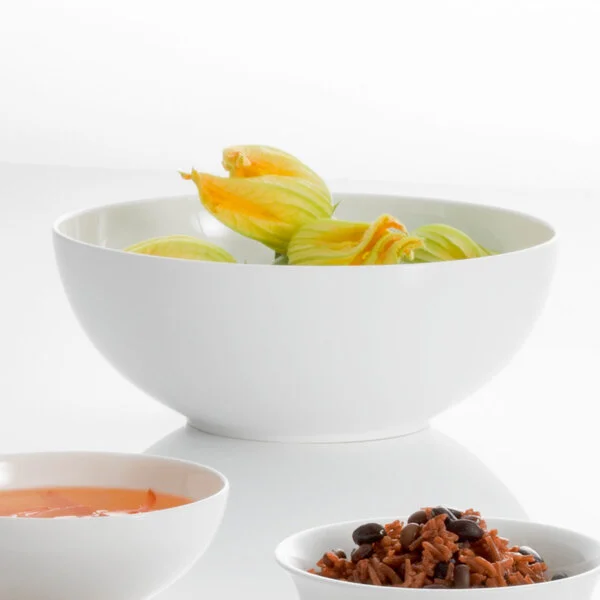 Villeroy & Boch 16-3272-3180 Stella Hotel 57 oz. White Bone Porcelain Salad Bowl - 6/Pack