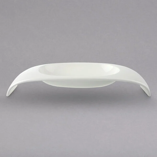 Villeroy & Boch 10-3452-6050 Urban Nature 74.25 oz. White Premium Porcelain Fruit Traverse Bowl - 4/Case Villeroy & Boch 10-3452-6050 Urban Nature 74.25 oz. White Premium Porcelain Fruit Traverse Bowl - 4/Case