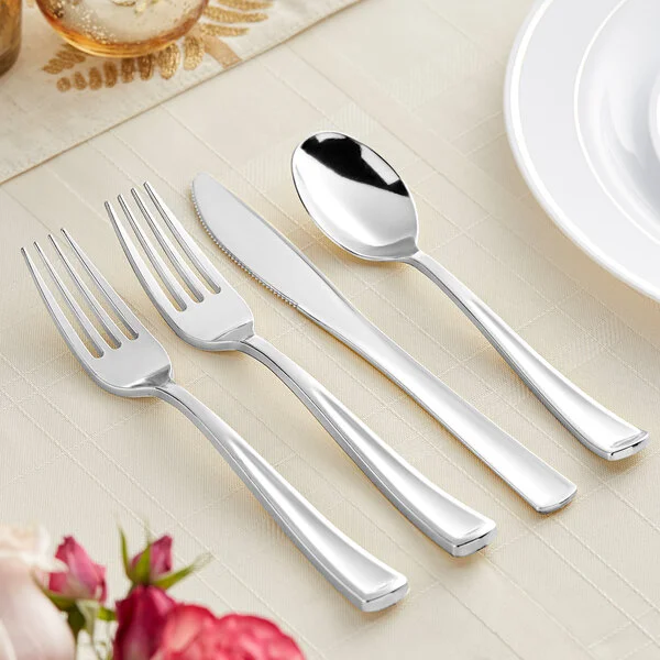 Visions Classic 4-Piece Extra Heavy Weight Silver Plastic Cutlery Set - 50/Pack Visions Classic 4-Piece Extra Heavy Weight Silver Plastic Cutlery Set - 50/Pack