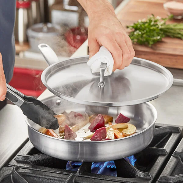 Vigor SS3 Series 3 Qt. Tri-Ply Stainless Steel Saute Pan with Cover Vigor SS3 Series 3 Qt. Tri-Ply Stainless Steel Saute Pan with Cover