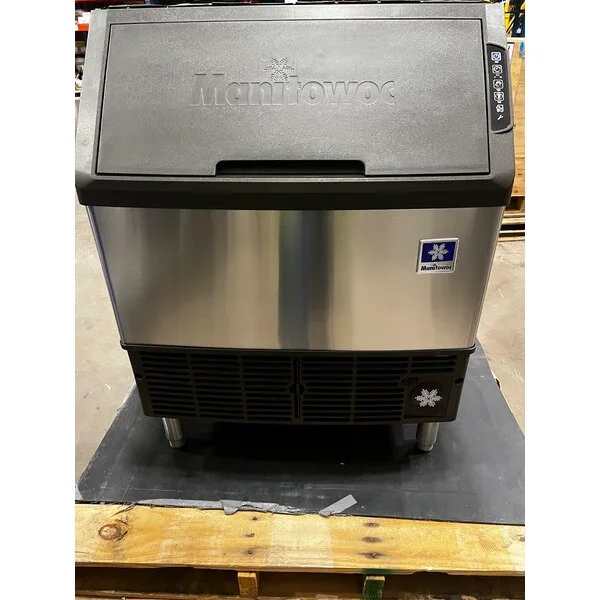 Scratch and Dent Manitowoc UDP0310A-161B NEO 30 Scratch and Dent Manitowoc UDP0310A-161B NEO 30