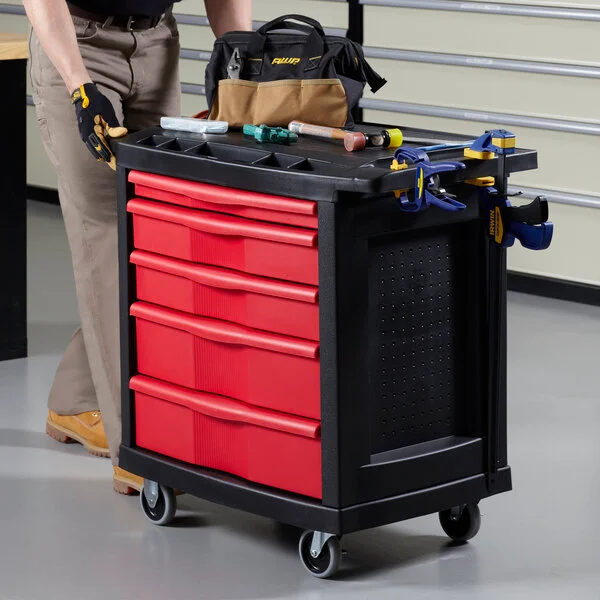 Rubbermaid® FG773488BLA TradeMaster 32 9/16 Rubbermaid® FG773488BLA TradeMaster 32 9/16