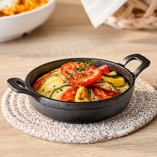American Metalcraft 8.5 oz. Pre-Seasoned Mini Cast Iron Round Casserole Dish CIPR5125 American Metalcraft 8.5 oz. Pre-Seasoned Mini Cast Iron Round Casserole Dish CIPR5125