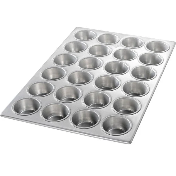 Chicago Metallic 46520 24 Cup 3.8 oz. Plain Muffin Pan - 14 1/8