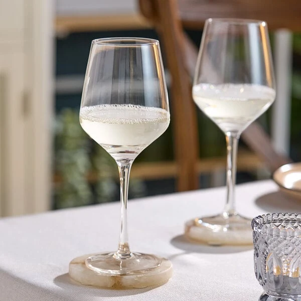 Acopa Silhouette 16 oz. Wine Glass - 12/Case