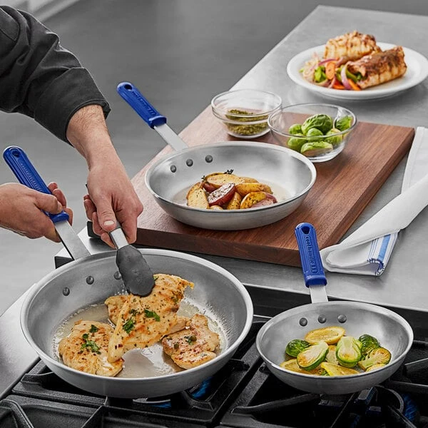 Vollrath Wear-Ever 3-Piece Aluminum Fry Pan Set with Blue Cool Handles - 8